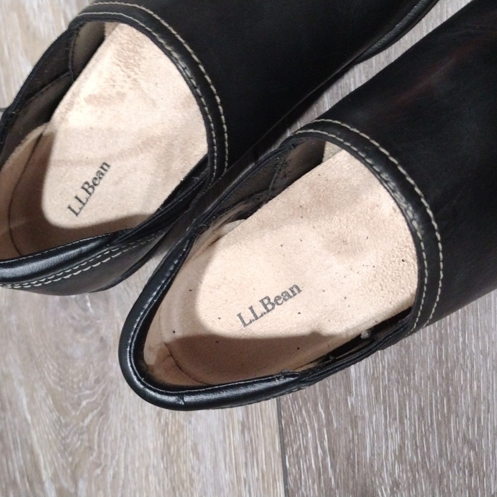 L L Bean Black Leather Clogs. Nwot. Size 6.5 - image 3